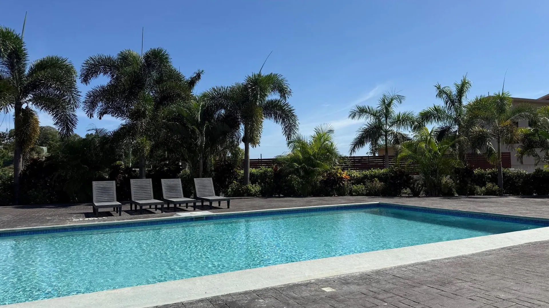 Villa Roses Cove, Serene & Tranquil, A Slice Of Peace Ocho Ríos